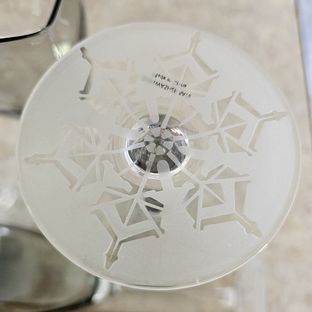 4 Retro Square Grey Wine Glasses 9.5" frosted etched base snowflake winter holid - Picture 13 of 13
